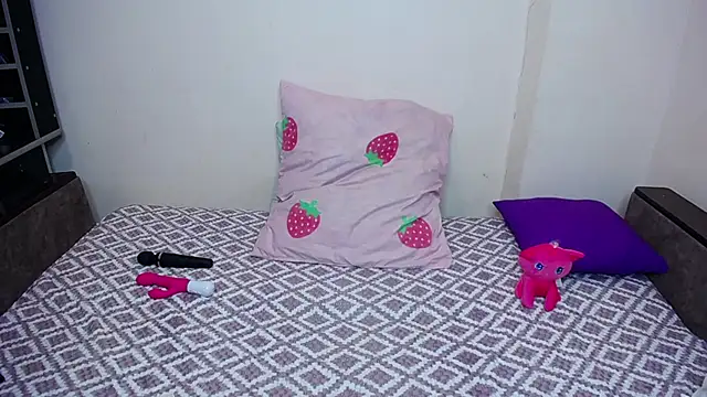 Snapshot of Olivia_Graceee chatting on 12-16-25, 09:58 Olivia Graceee online show from 12-16-25, 09:58