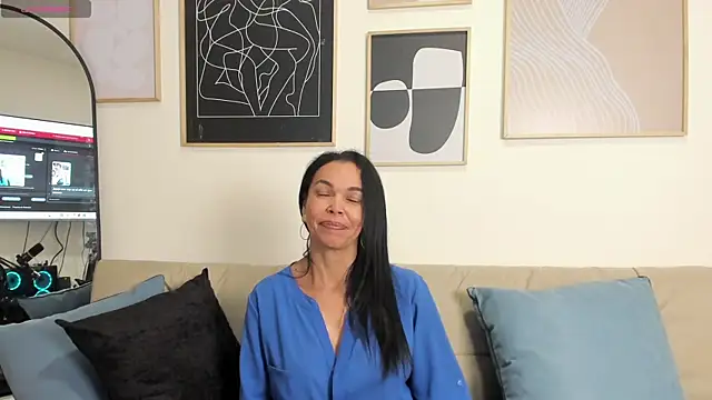 Evawalker  online show from 01-19-25, 04:01