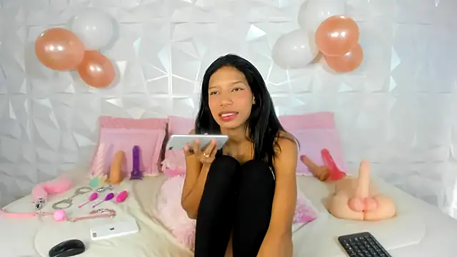 AndreaPinkNaughty online show from 01-29-25, 12:24