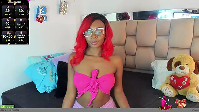 Snapshot of ZaraMartinez chatting on 10-21-25, 09:04 ZaraMartinez online show from 10-21-25, 09:04