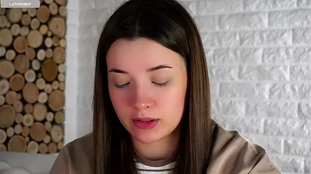 LowOncoming online show from 10-23-25, 01:49