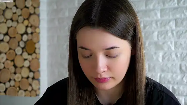 LowOncoming online show from 12-22-25, 02:52