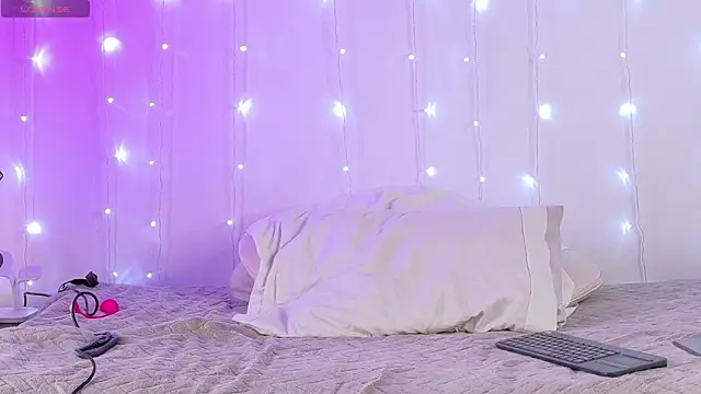 aryalovejoy online show from 02-04-25, 01:48