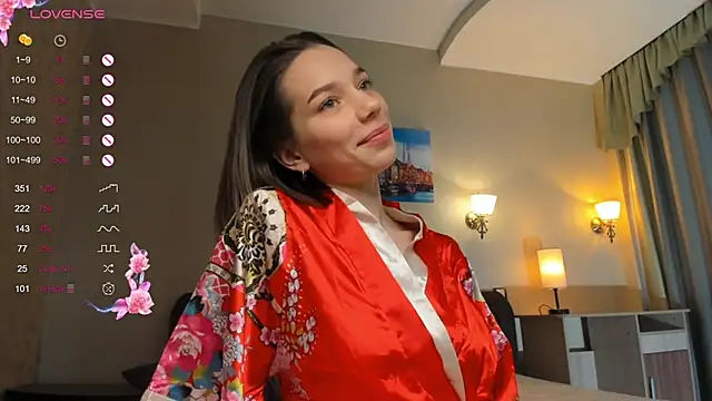 MartaVigano online show from 12-17-24, 04:12