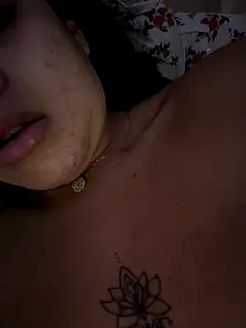 Avint-Perfeita online show from 09-12-25, 06:52