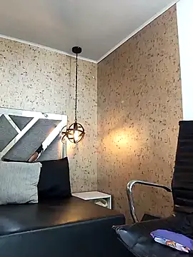 Michelle Brito1 online show from 02-07-25, 10:40