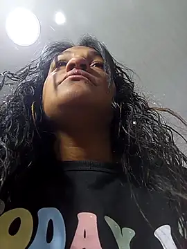 Michelle Brito1 online show from 03-04-25, 12:44