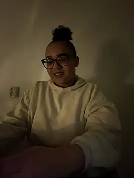 BaddieMelanie online show from 02-27-26, 09:04