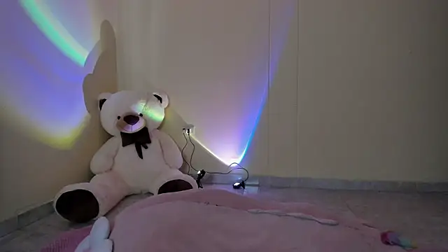  maiahairy  online show from 10-17-25, 01:14