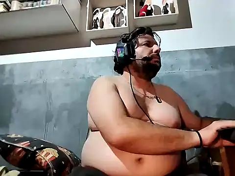 bumbumtatuado online show from 11-11-25, 02:11