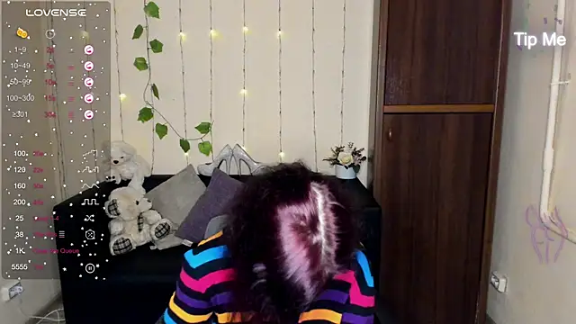 Muse kitty jenia online show from 01-24-25, 05:21