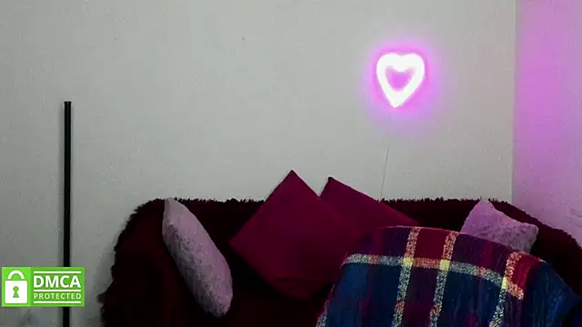 Muse kitty jenia online show from 10-13-25, 05:29