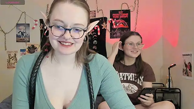 Snapshot of BebKonie chatting on 12-11-24, 01:06 BebKonie online show from 12-11-24, 01:06