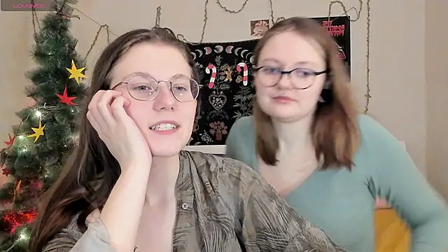 Snapshot of BebKonie chatting on 12-31-24, 06:59 BebKonie online show from 12-31-24, 06:59