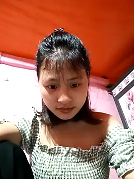 trieungoclnt online show from 03-15-25, 02:24