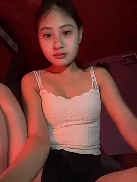 trieungoclnt online show from 02-05-26, 07:18