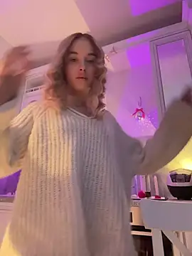 Snapshot of enjoy_my_beauty chatting on 02-14-26, 06:54 enjoy my beauty online show from 02-14-26, 06:54