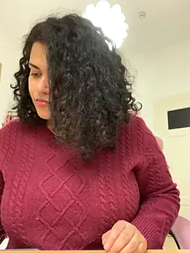 Curvydesifromgermany online show from 10-10-25, 12:37