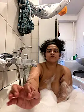 Curvydesifromgermany online show from 01-15-26, 02:54