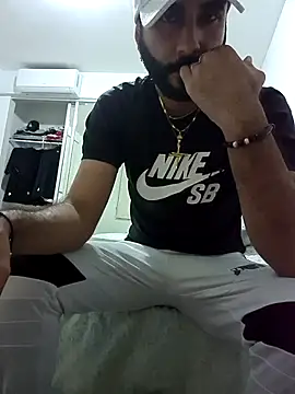 Snapshot of Jaisfun chatting on 03-04-26, 01:44 Jaisfun online show from 03-04-26, 01:44