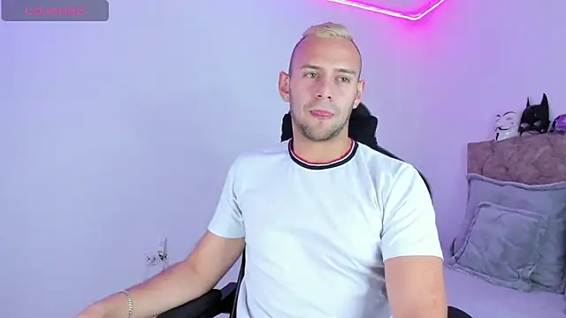 Damon Bakert online show from 10-27-25, 03:27