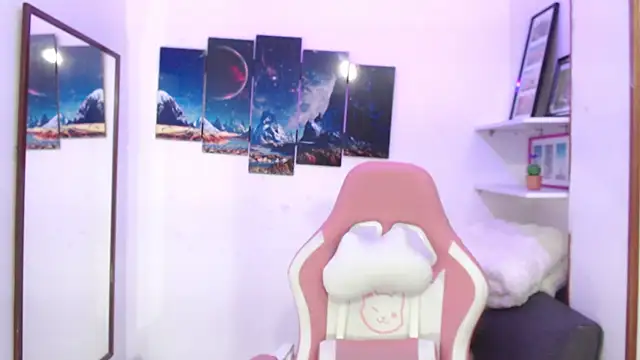 EmmaMyerss  online show from 01-14-25, 12:54
