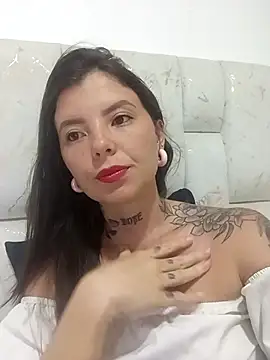 Snapshot of basic_Instinct chatting on 09-20-25, 10:49 basic Instinct online show from 09-20-25, 10:49