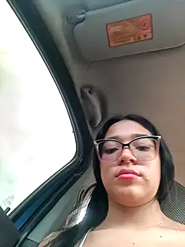 -VICKKY online show from 12-30-24, 02:08