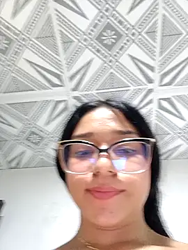 -VICKKY online show from 01-04-25, 02:14