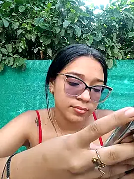 -VICKKY online show from 01-11-25, 07:05