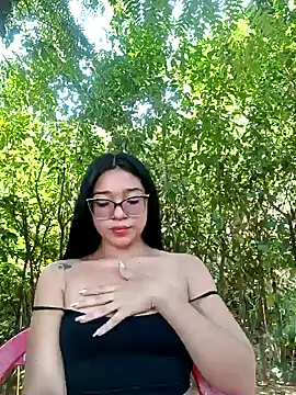 -VICKKY online show from 01-20-25, 02:14