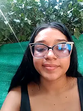-VICKKY online show from 01-23-25, 04:04