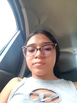 -VICKKY online show from 01-30-25, 07:48