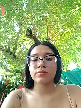-VICKKY online show from 02-18-25, 08:36