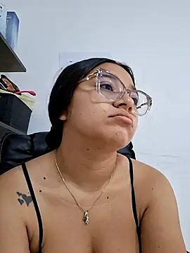 -VICKKY online show from 02-24-26, 02:04