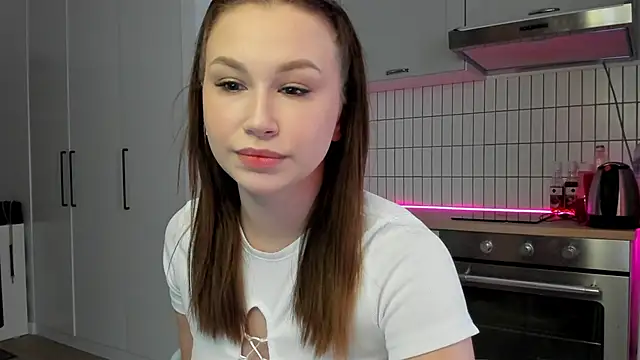 Snapshot of Anny_Limis chatting on 03-05-25, 03:08 Anny Limis online show from 03-05-25, 03:08