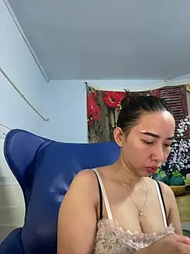 Snapshot of Cherry_6969 chatting on 01-20-25, 03:15 Cherry 6969 online show from 01-20-25, 03:15