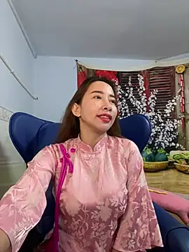 Snapshot of Cherry_6969 chatting on 01-29-25, 04:36 Cherry 6969 online show from 01-29-25, 04:36
