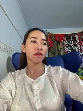 Snapshot of Cherry_6969 chatting on 02-23-25, 01:10 Cherry 6969 online show from 02-23-25, 01:10