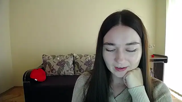 Pretty shy online show from 10-10-25, 08:35