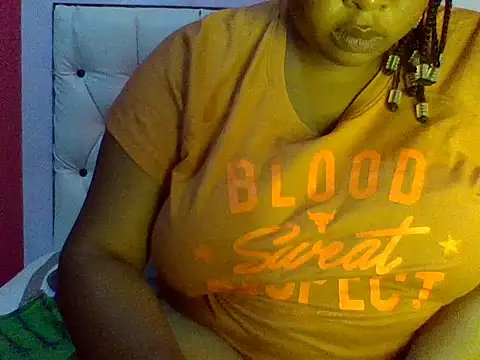 zoey10 online show from 10-07-25, 08:11