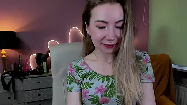 Mia Tasty online show from 10-04-25, 06:44
