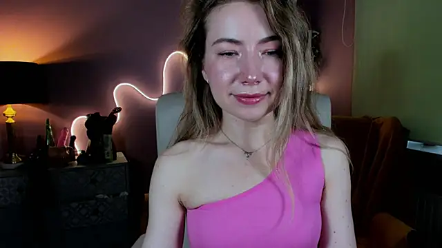 Snapshot of Mia_Tasty chatting on 10-11-25, 06:45 Mia Tasty online show from 10-11-25, 06:45