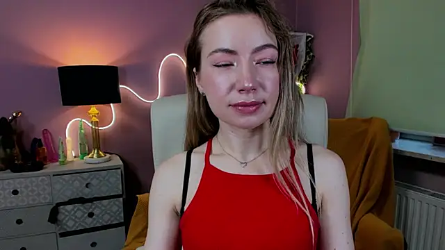 Snapshot of Mia_Tasty chatting on 10-23-25, 06:45 Mia Tasty online show from 10-23-25, 06:45