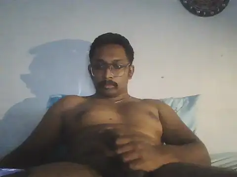 chennaibull101 online show from 11-28-25, 07:38