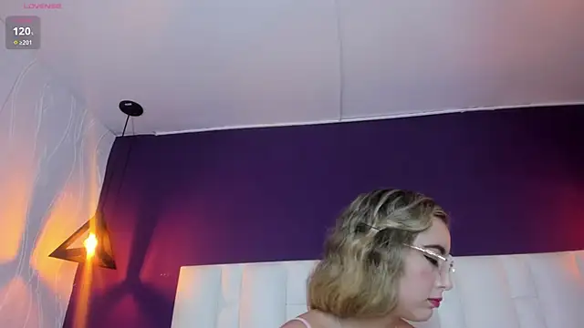 Antonella-Ray online show from 02-01-25, 04:54