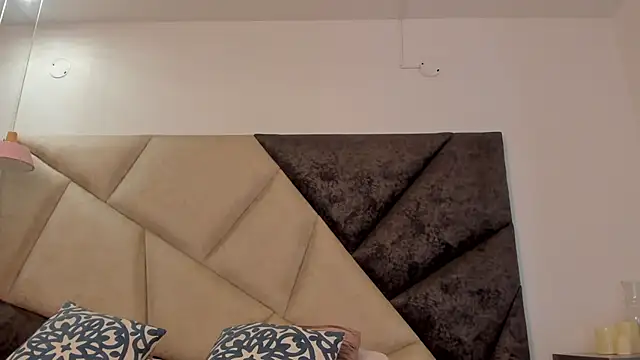 BonnieCute  online show from 10-06-25, 11:57