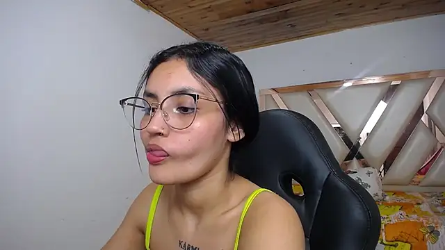 antonella sweetlittle online show from 01-05-25, 05:09