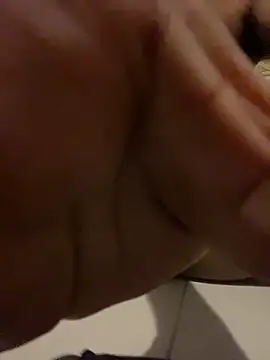 Snapshot of hottbooyy chatting on 02-13-25, 05:11 hottbooyy online show from 02-13-25, 05:11