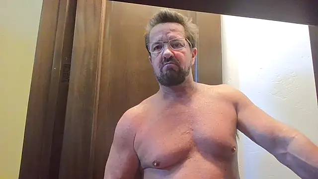 sluttydylan online show from 10-22-25, 08:52